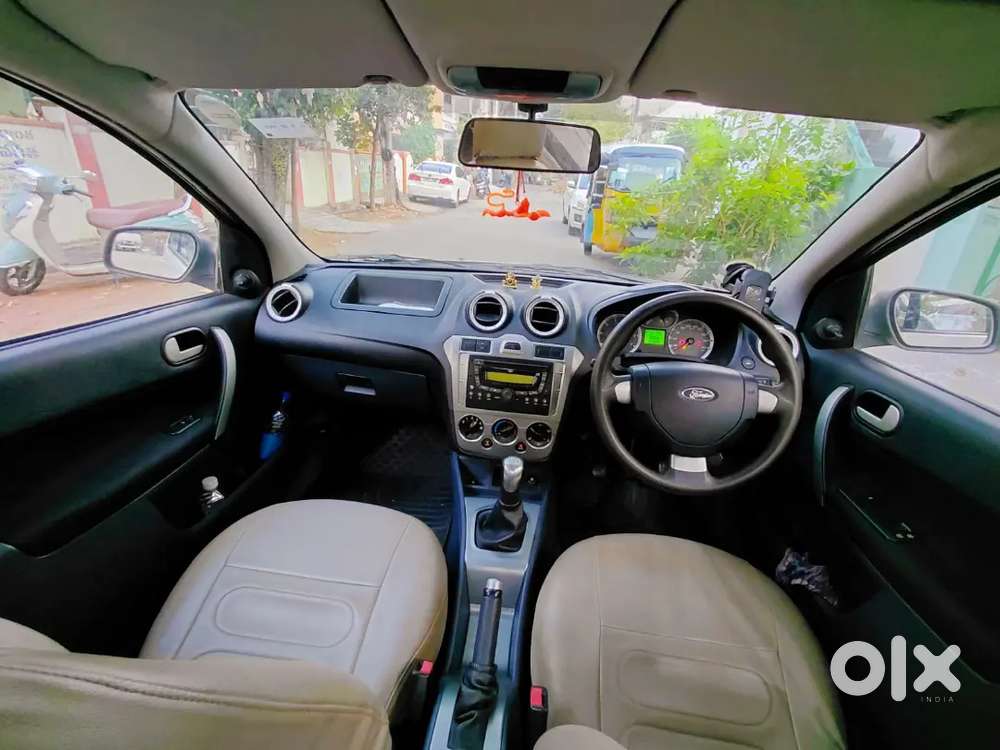 Ford Fiesta Classic 2012 Petrol 66000 Km Driven