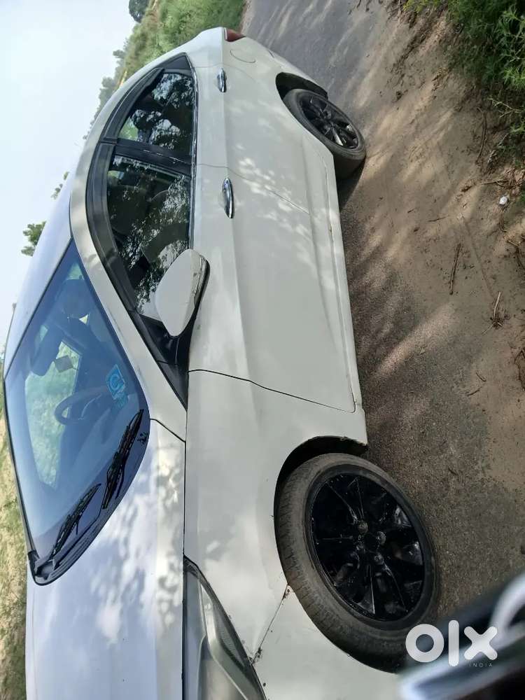 Hyundai Verna 2014 Diesel 92500 Km Driven