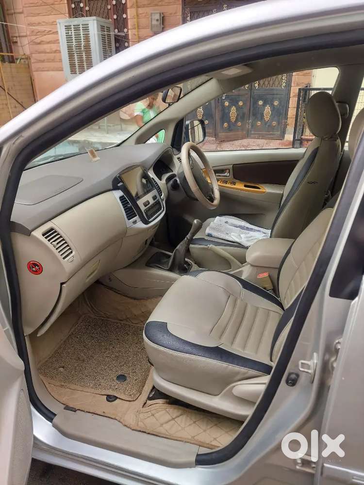 Toyota Innova 2010 Best Condition For Sell