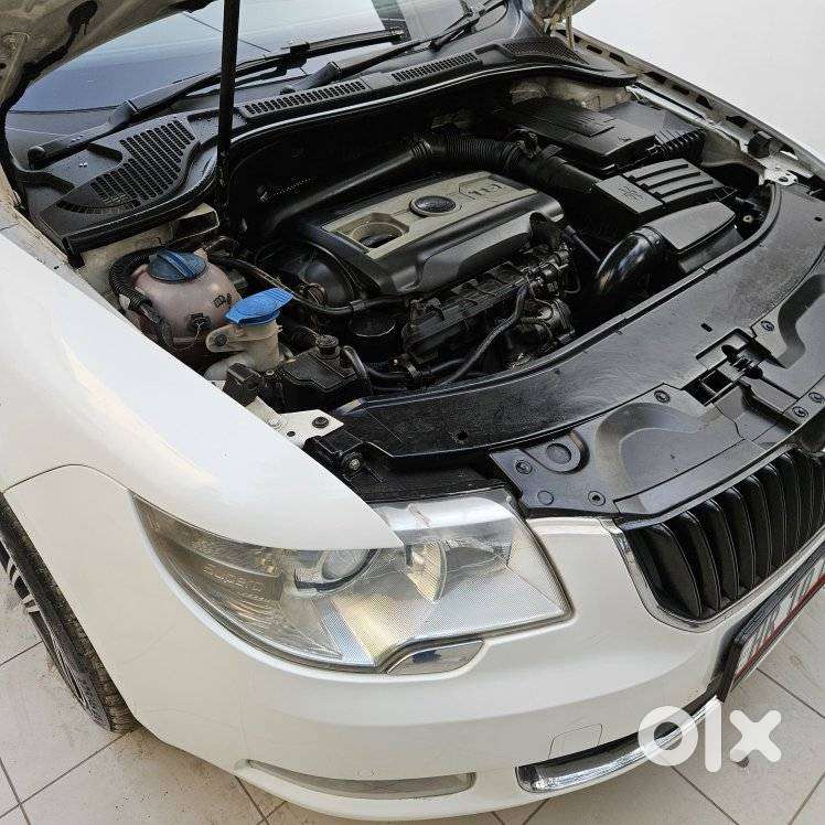 Skoda Superb 1.8 Elegance Tsi At, 2012, Petrol