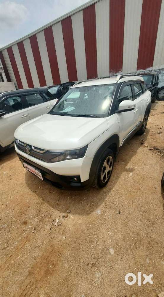 Maruti Suzuki Brezza 1.5 Vxi Smart Hybrid, 2024, Petrol