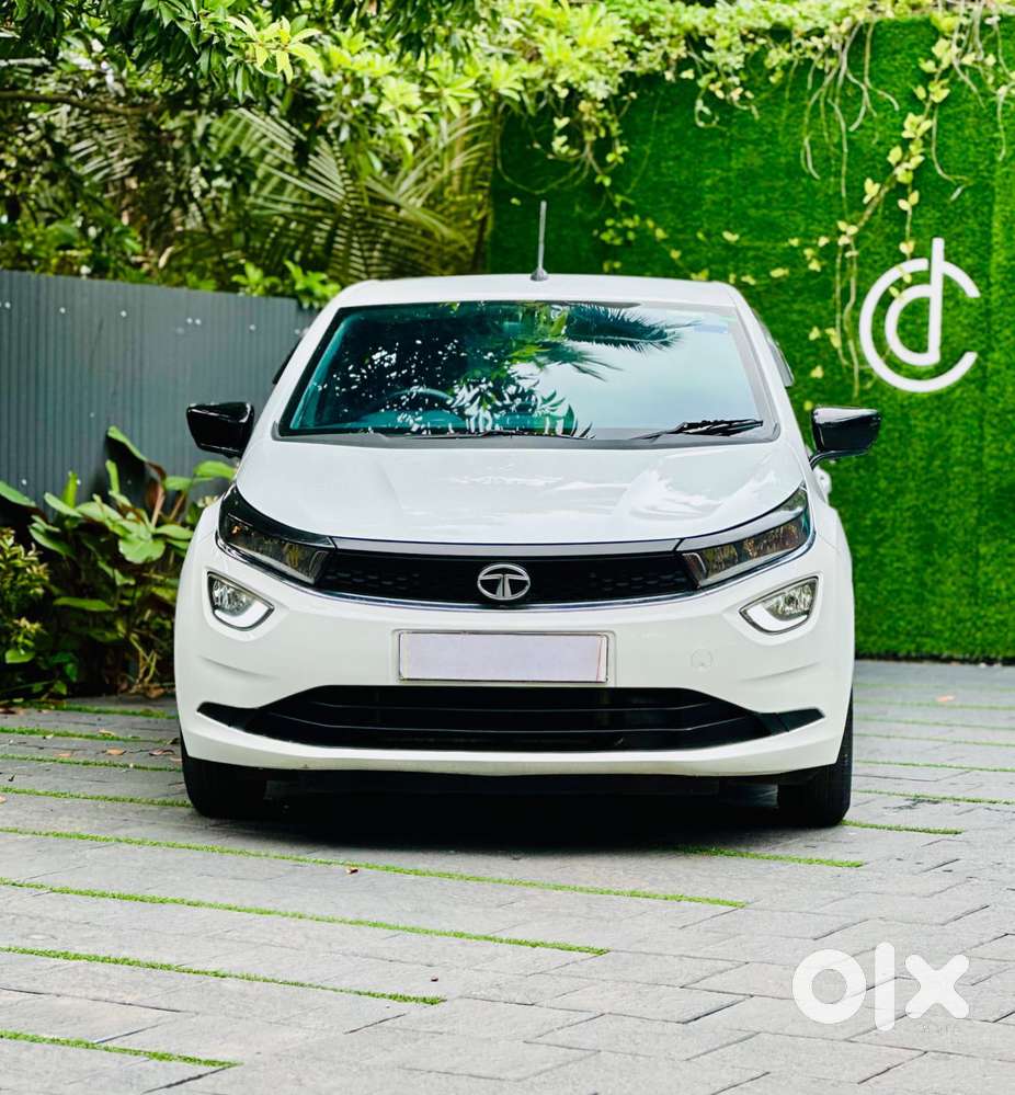Tata Altroz 1.2 Xe, 2021, Petrol