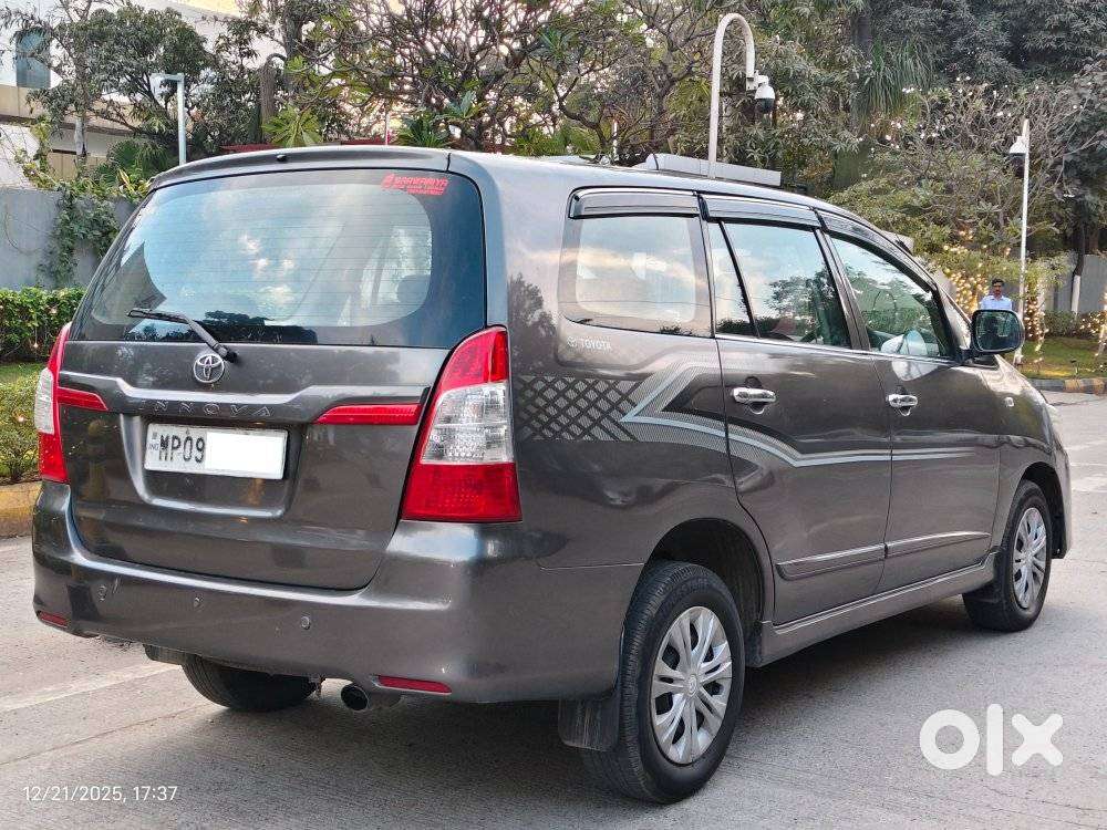 Toyota Innova 2.5 G (diesel) 8 Seater, 2014, Diesel