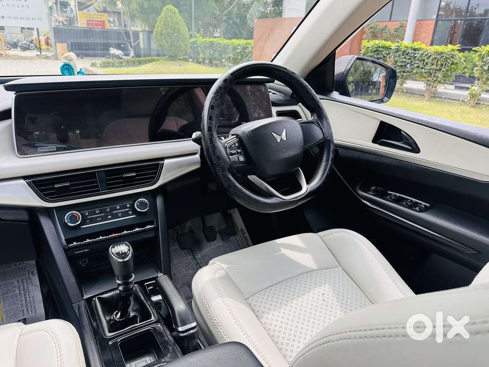 Mahindra Xuv700 2.2 Ax 5 Diesel Mt 7 Str, 2023, Diesel