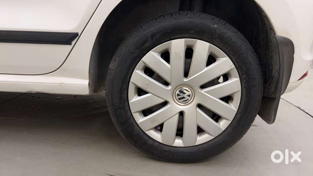 Volkswagen Polo Petrol Comfortline 1.2l, 2015, Petrol
