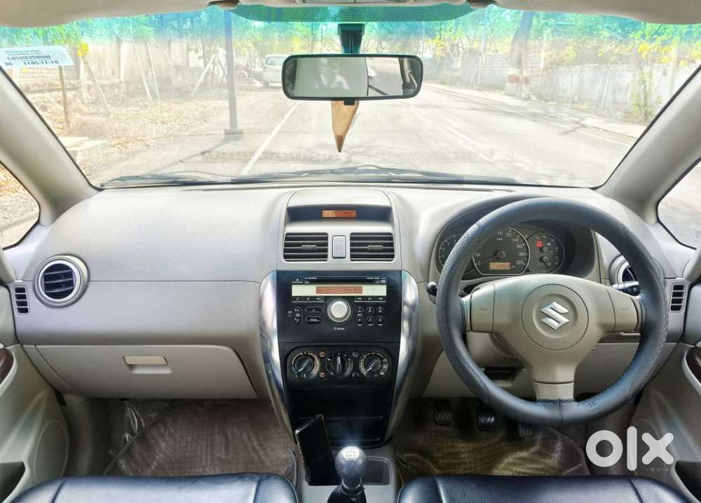 Maruti Suzuki Sx4 Vxi Bsiv, 2011, Petrol