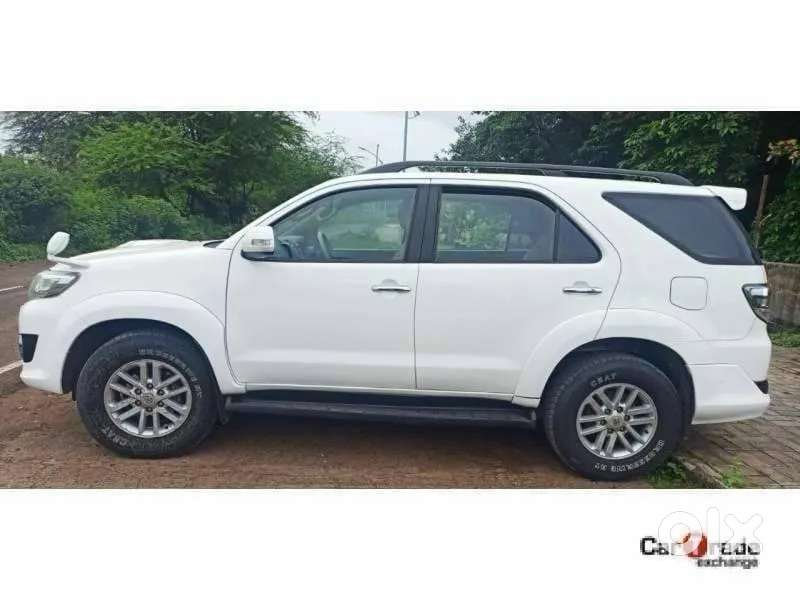 Toyota Fortuner 3.0 4x4 Manual, 2013, Diesel