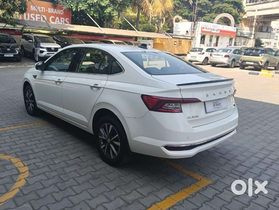 Skoda Slavia 1.0 Tsi Style, 2023, Petrol