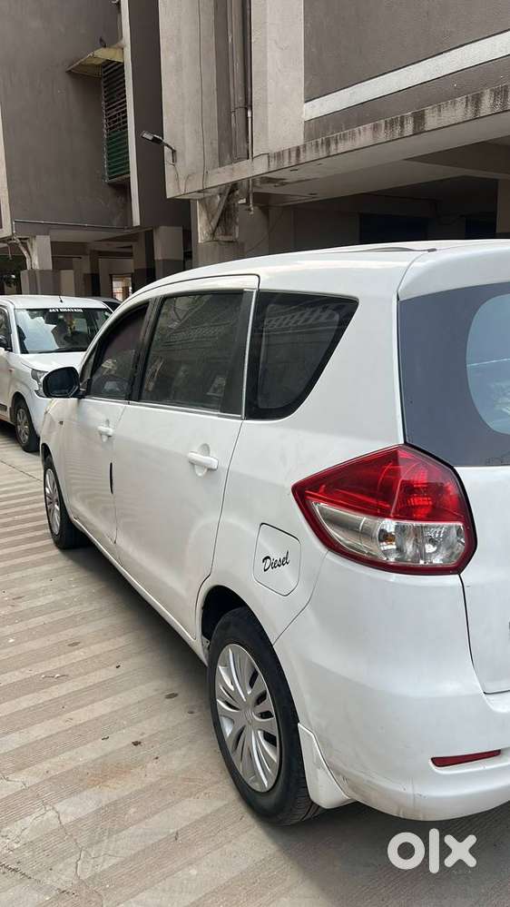 Maruti Suzuki Ertiga Vdi 2012 (diesel)