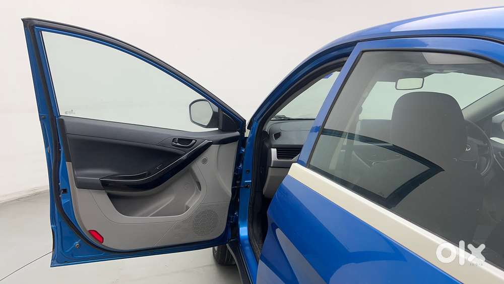 Tata Nexon 1.2 Revotron Xm, 2018, Petrol