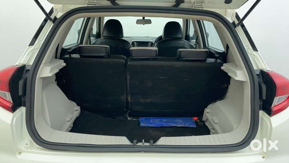 Mahindra Xuv300 W6, 2021, Petrol