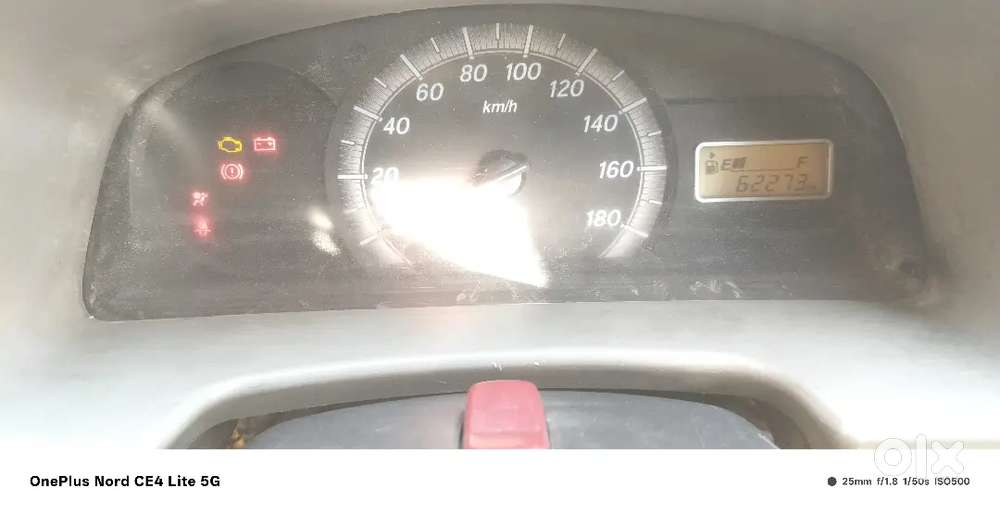 Cng Feeted.gaari Bilkul New Jaisa Hai.abhi School Me Chal Raha Hai.