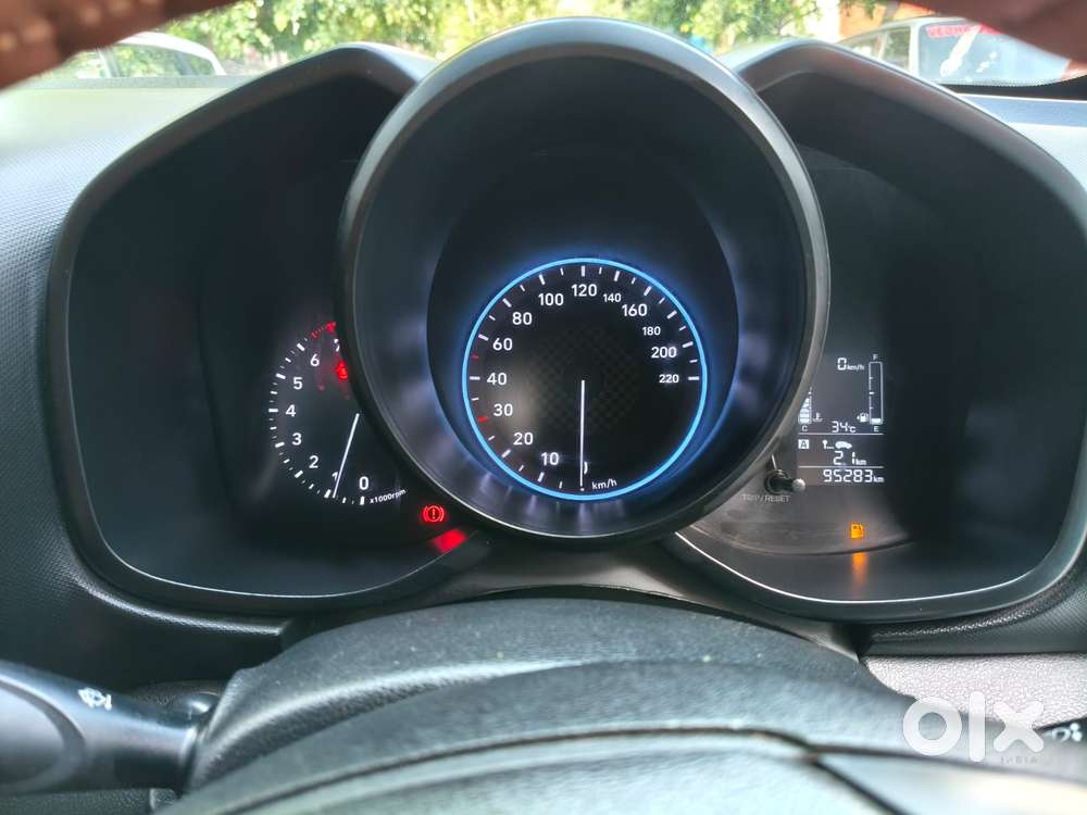 Hyundai Venue 1.2 S (o), 2020, Petrol