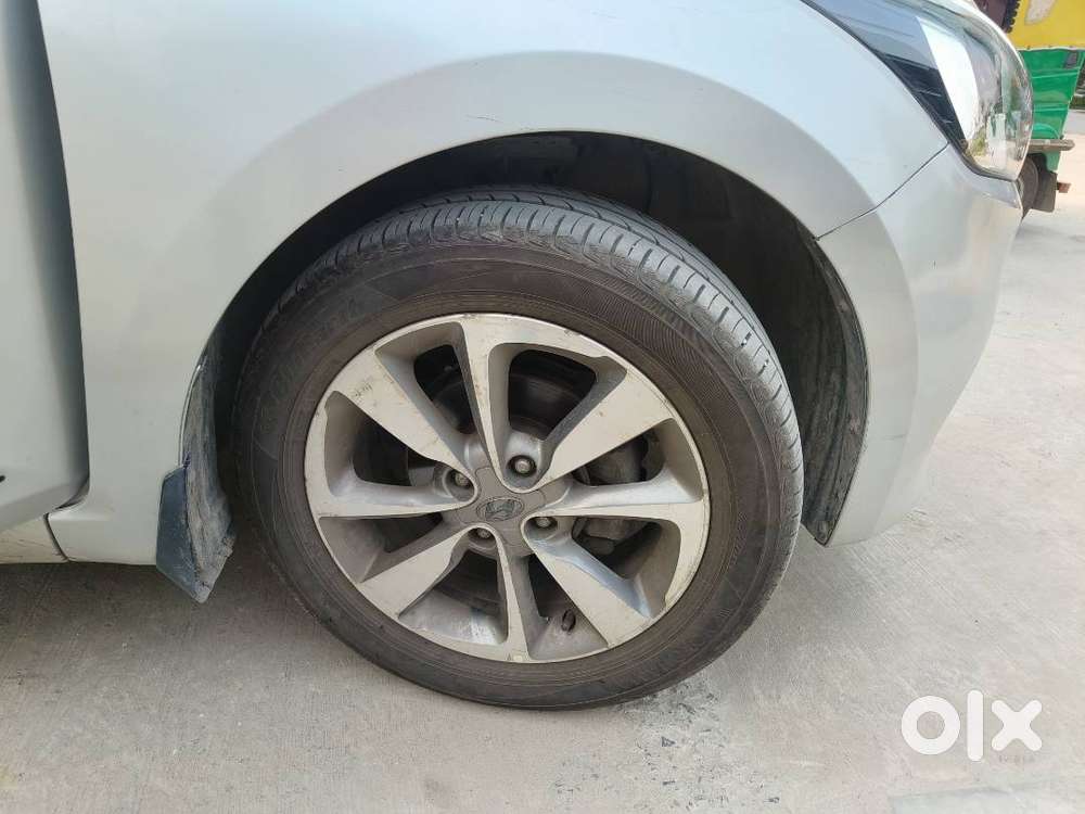 Hyundai I20 Asta @ 3lacs