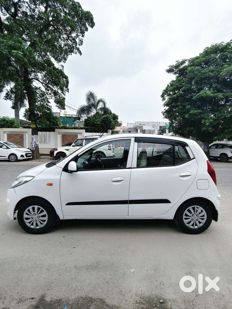 Hyundai I10 1.2 Kappa Sportz, 2015, Cng & Hybrids