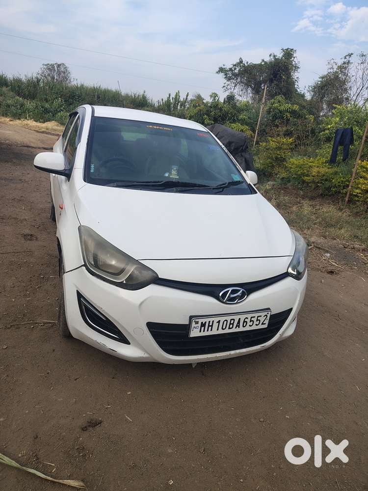 Hyundai I20 2012 Petrol 98000 Km Driven