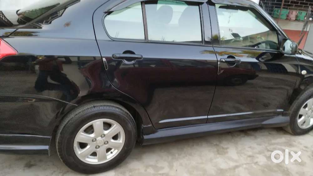 Maruti Suzuki Swift Dzire 2012 Petrol 29000 Km Driven, Top Model