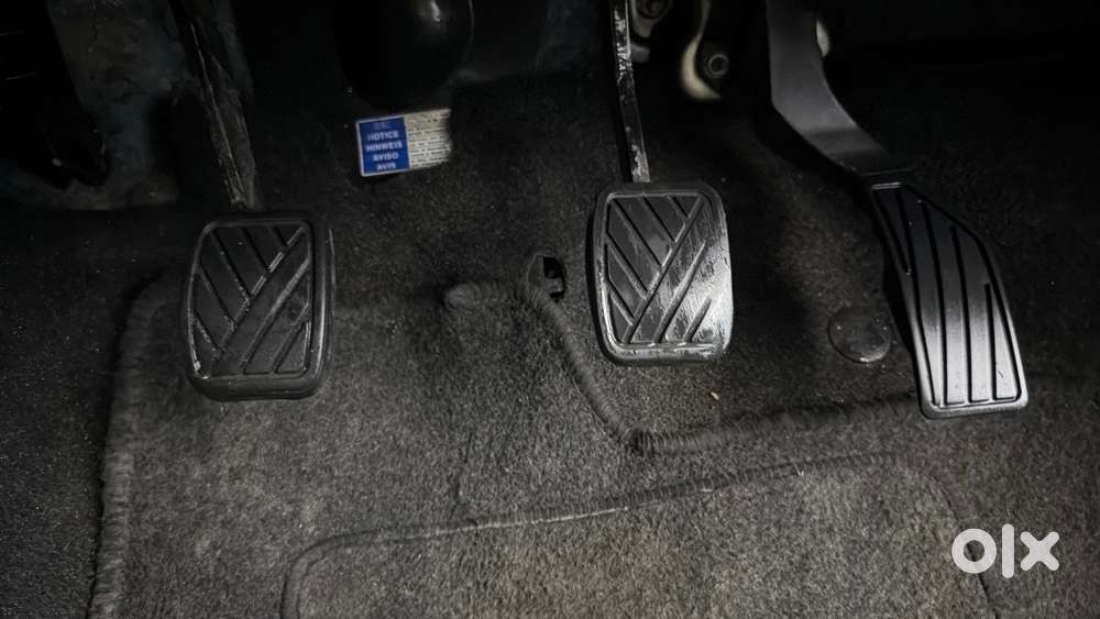 Maruti Suzuki Swift Zxi, 2015, Petrol