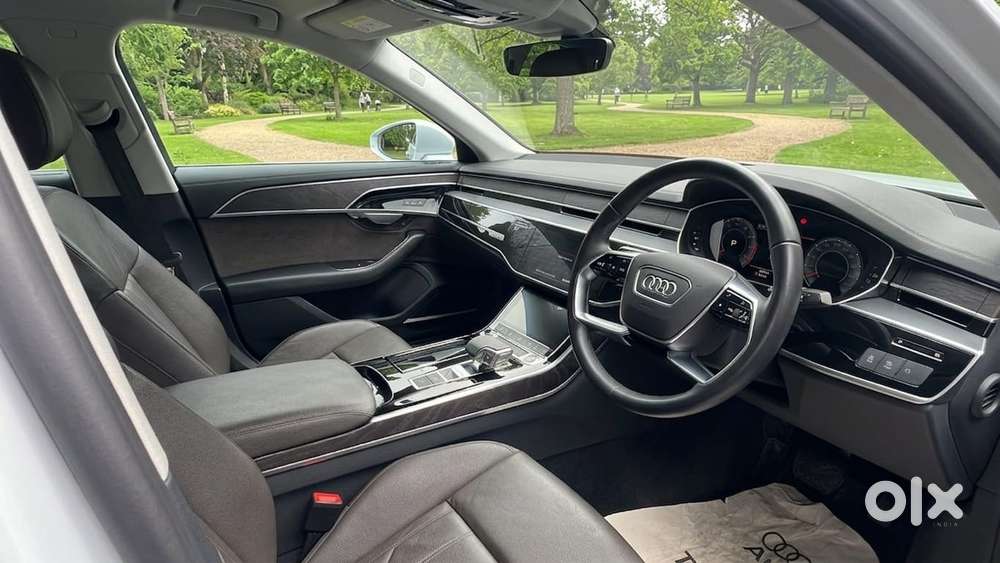 Audi A8 L, 2024, Petrol