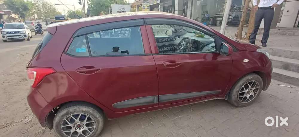 Hyundai Grand I10 2015 Petrol Well Maintained