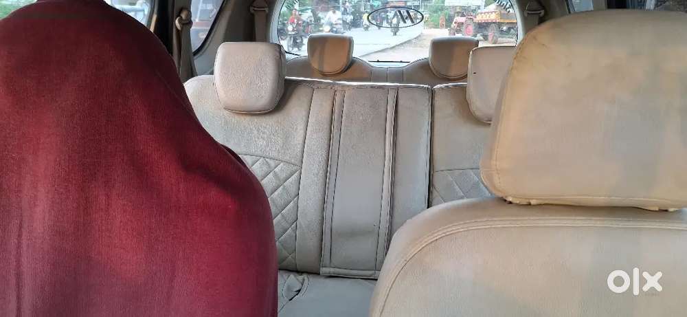 Maruti Suzuki Ertiga 2015 Diesel 211742 Km , Screen, Reverse Camera
