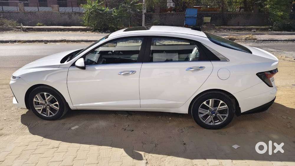 Hyundai Verna 1.5 Sx (o) Ivt, 2024, Petrol
