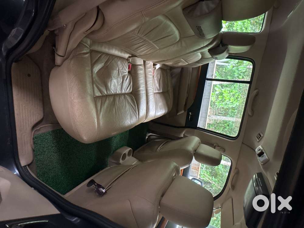 2011 - Ford Endeavor 4x4 Automatic