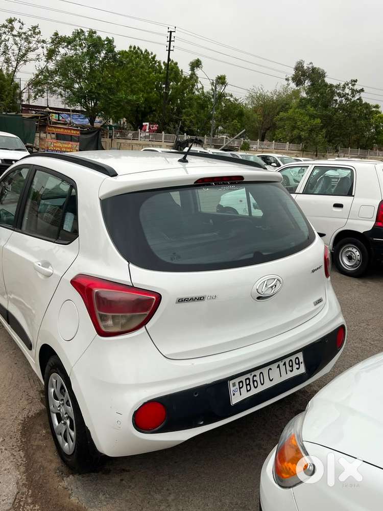 Hyundai Grand I10 Sportz 2018 Edition