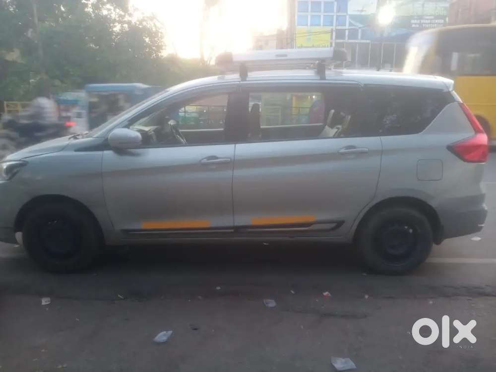 Maruti Suzuki Ertiga Vxi 2023 Cng Manual
