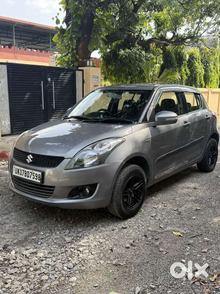 Maruti Suzuki Swift Vxi + Manual, 2014, Petrol