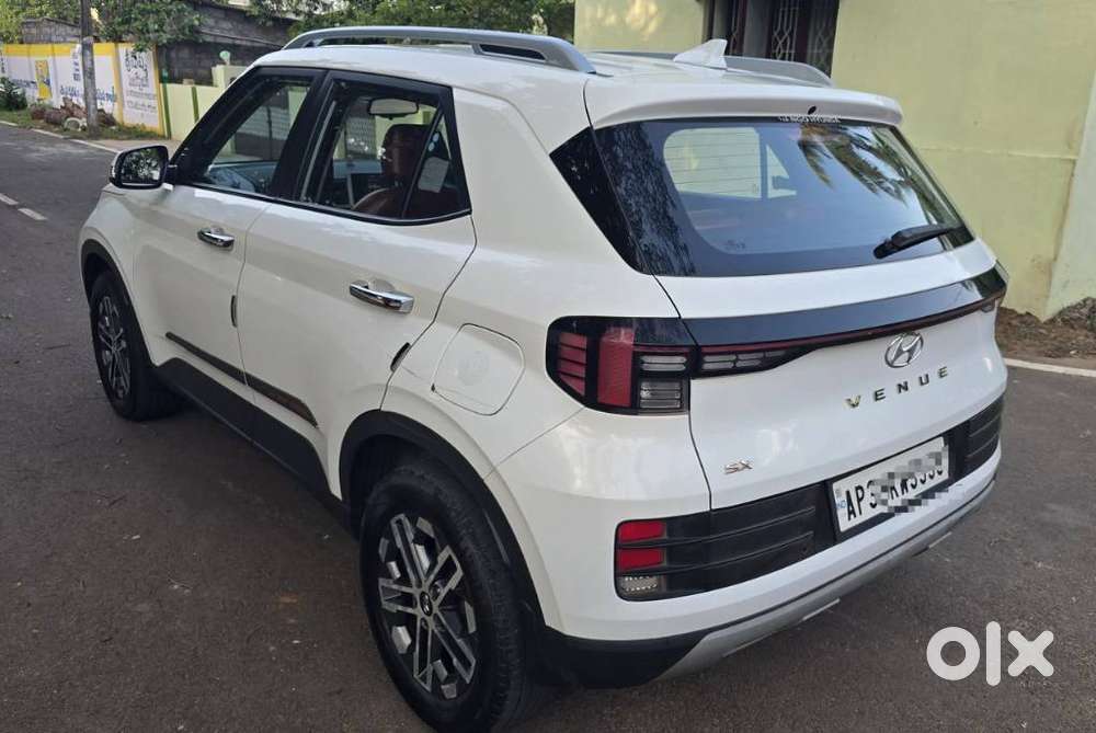 Hyundai Venue 1.5 Crdi Sx (o), 2023, Diesel