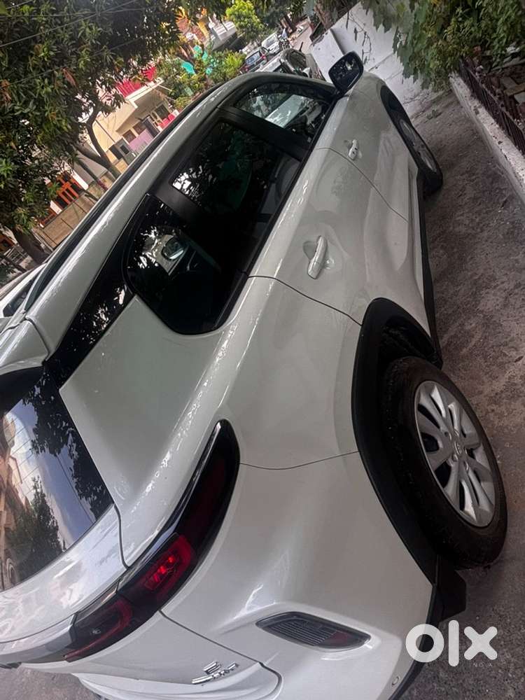 Toyota Urban Cruiser Hyryder 2024 Petrol Manual