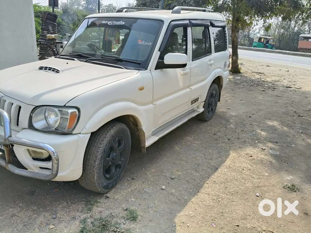 Mahindra Scorpio Classic 2011 Diesel 46000 Km Driven