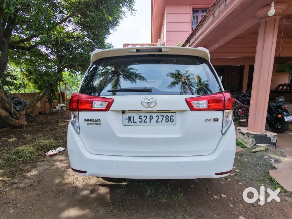 Toyota Innova Crysta 2019 Diesel 150000 Km Driven