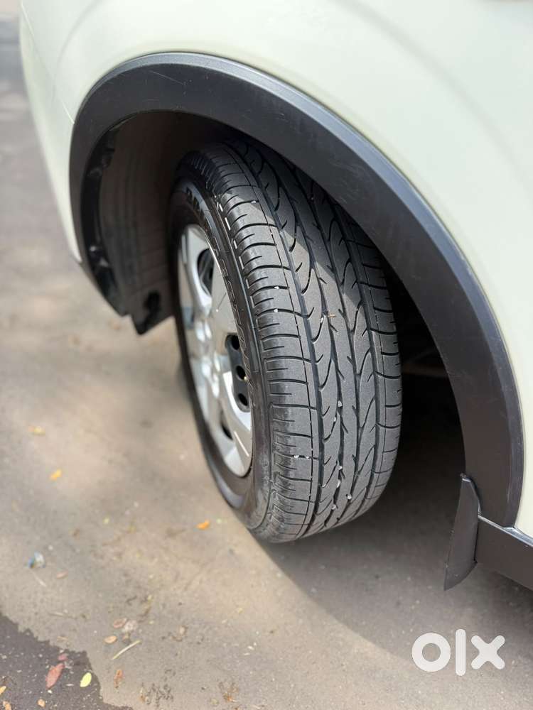 Mahindra Xuv300 W6, 2024, Petrol