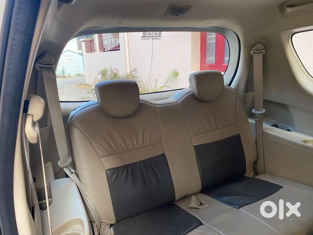 Maruti Suzuki Ertiga Petrol 2015