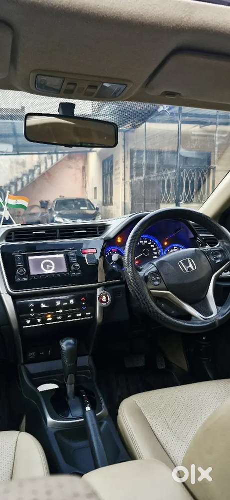 Honda City Vx (o) Sunroof Automatic Top End Model