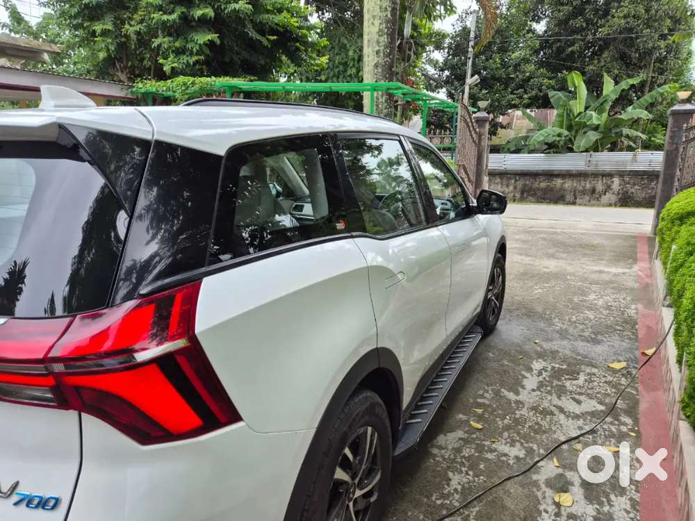 Mahindra Xuv700 Petrol 2024
