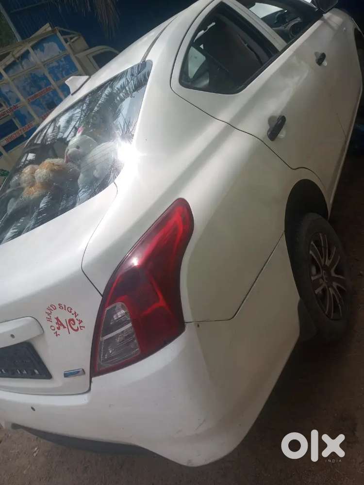 Nissan Sunny Diesel 2015