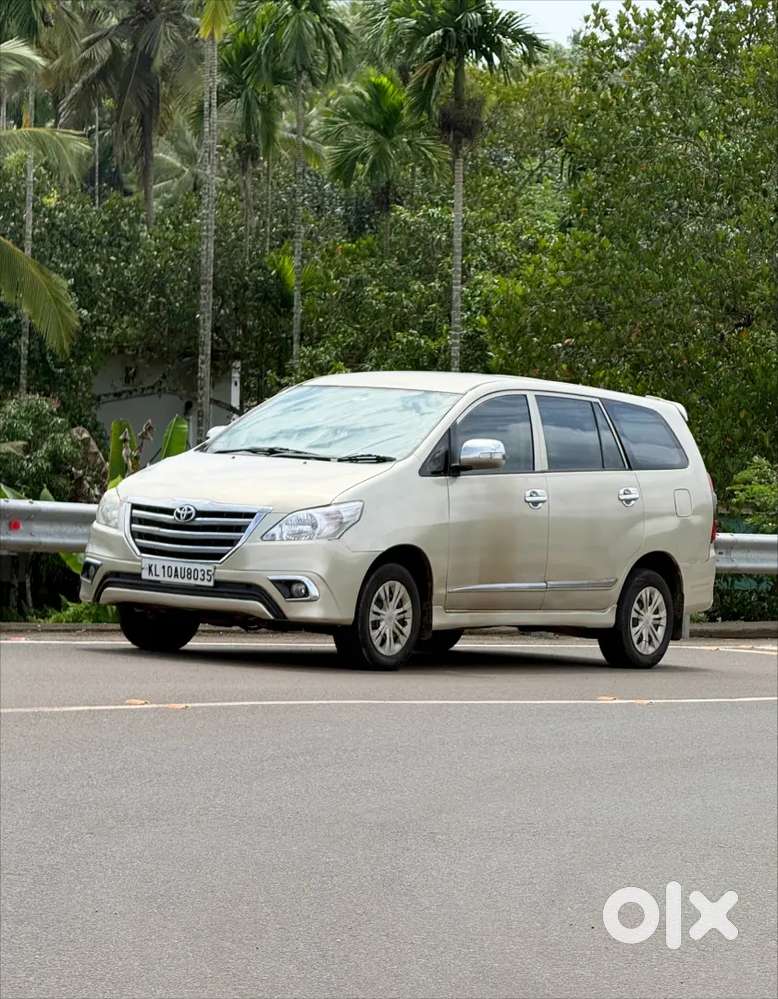 Toyota Innova G4