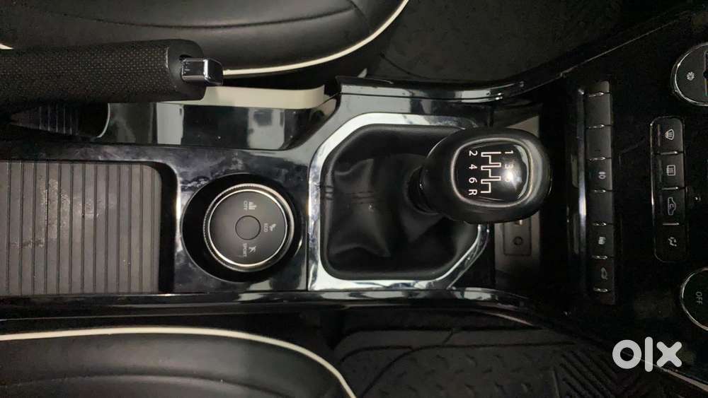 Tata Nexon 1.2 Revotron Xz Plus (s), 2023, Petrol