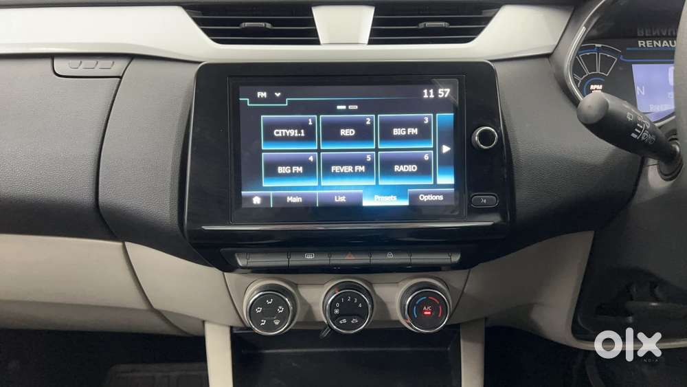 Renault Triber Rxz Easy-r Amt, 2022, Petrol