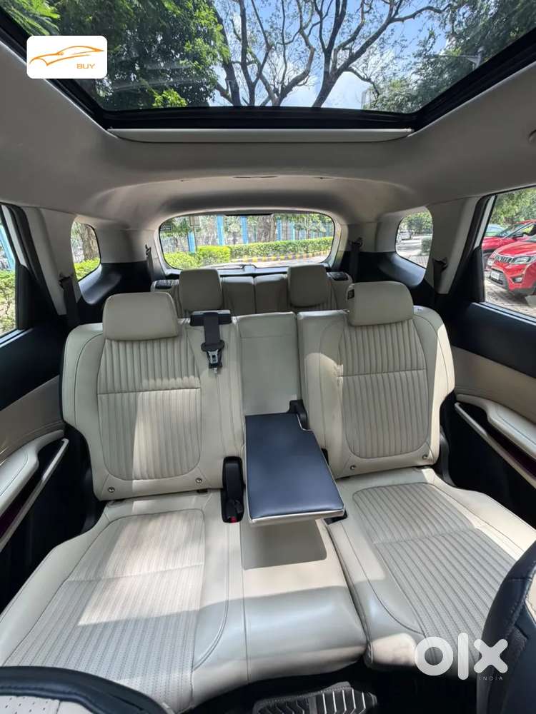 Kia Carens Clavis Ev Htk+, 2025, Petrol