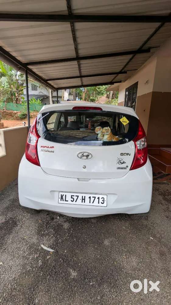 Hyundai Eon Magna+ 2013 Petrol Manual