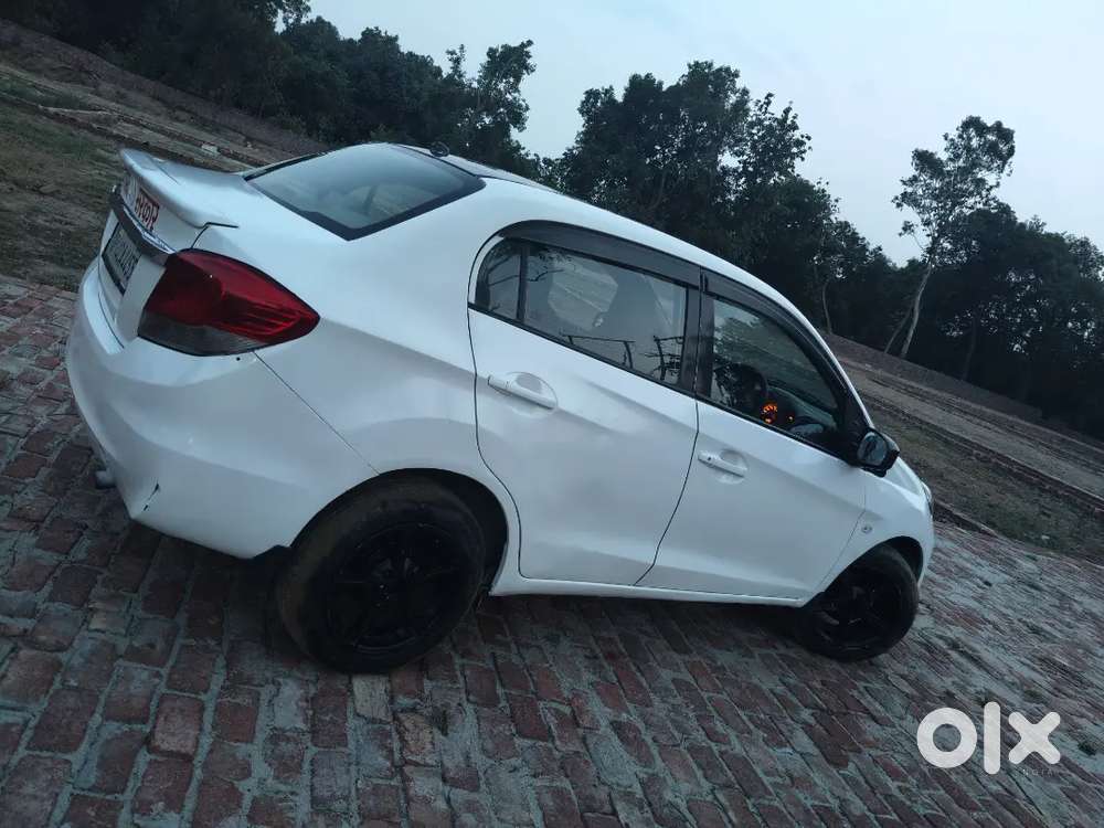 Honda Amaze 2013 Diesel 105403 Km Driven