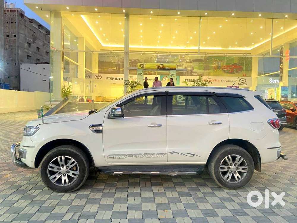 Ford Endeavour 3.2 Titanium At 4x4, 2017, Diesel