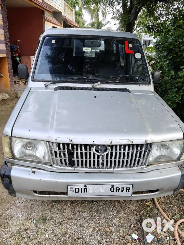 Toyota Qualis 2.4 D 2000