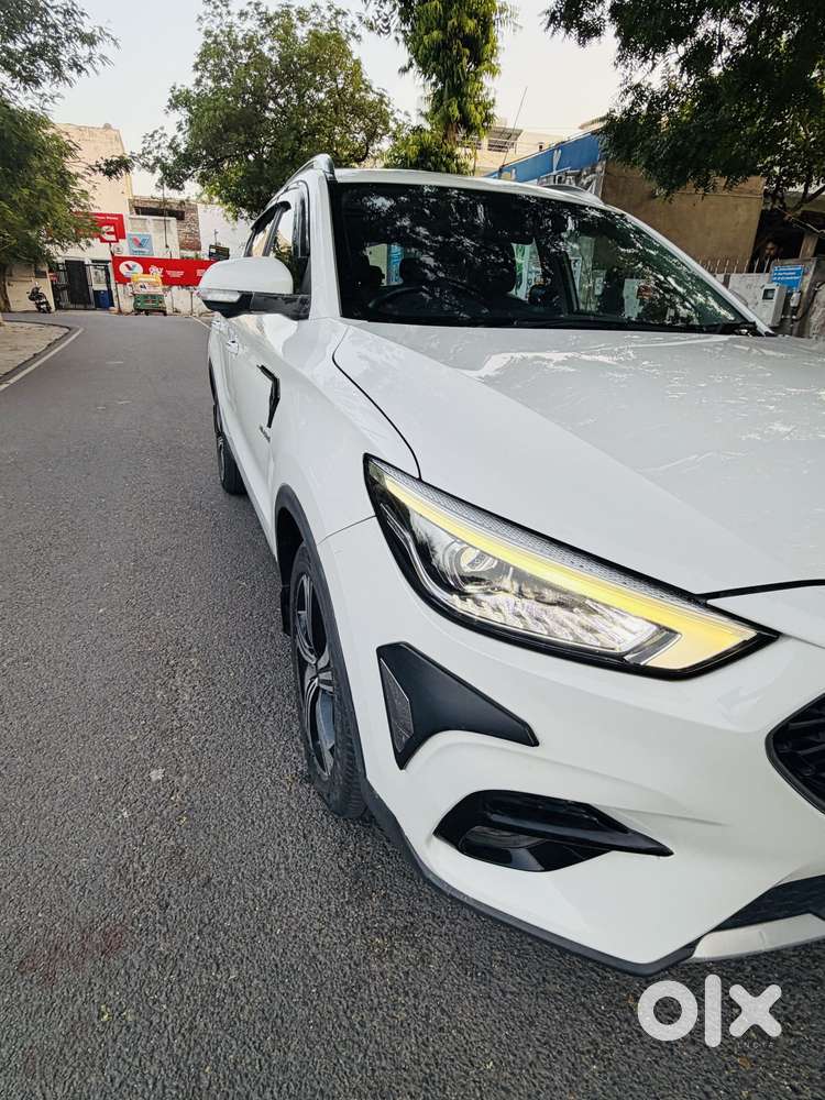 Mg Astor 1.5 Savvy Cvt S Red, 2021, Petrol