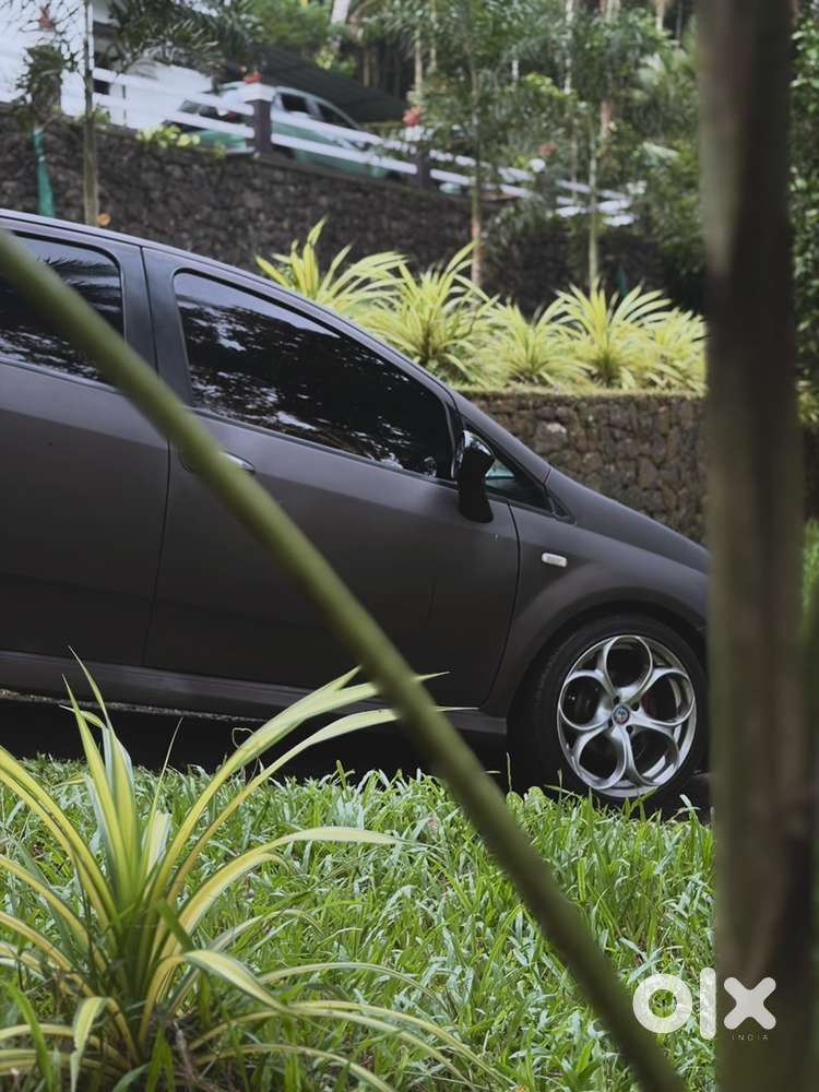 Fiat Punto Diesel Manual 2011 Year New Paper
