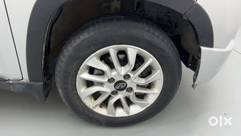 Mahindra Kuv 100 2016-2017 Mfalcon G80 K8, 2016, Petrol